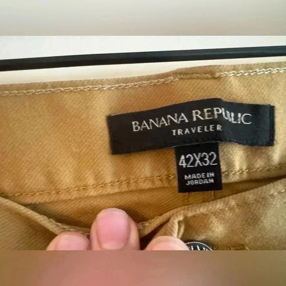 Banana Republic Slim Traveler Pant Ochre Yellow - Picture 15 of 16